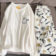 Hello Kitty Pochacco, Cinnamoroll Hello Kitty, Cute Pjs, Pajama Fashion, Cute Pajama Sets, Flannel Pajama Sets, Cute Pajamas, Really Cute Outfits, Pajama Sets