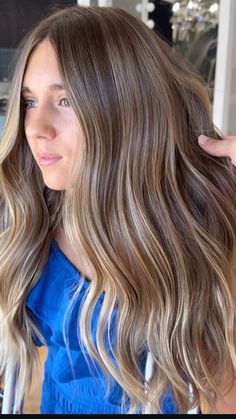 Sun Kissed Bronde, Dark Roots, Dark Blonde, Sun Kissed, Gorgeous Hair, Blonde, Sun, Hair Styles, Hair