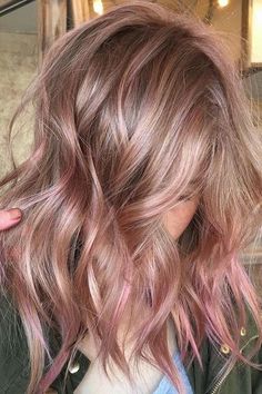 Contrasting Highlights, Ribbon Highlights, Pink Hair Highlights, Blond Rose, Hair Change, Light Pink Hair, Pink Blonde Hair, Lighter Hair, Latest Hair Trends