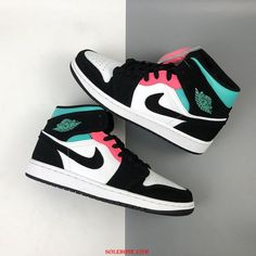 Clean Canvas Shoes, Teal Sneakers, Nike Shoes (men), Air Jordan 1 Mid Se, Pretty Shoes Sneakers, Shoes Sneakers Nike