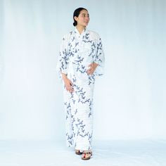 Full Length Yukata in white with Authentic Japanese Navy Crane design. In Japan, Crane is an auspicious bird of long life.This Yukata comes with a sash, easy to put on even without assistance. 【Specification】・Material/ Cotton・Size/ M,L,XL・Weight/ 360g・Made in Japan Product Type: CLOTHING AND ACCESSORIES Collection: KIMONO > YUKATA FULL LENGTH Do you want to know the differences between Kimono and Yukata?Please go to the page below. 「What is the difference between Kimono and Yukata?」 Traditional White Kimono For Ceremonies, Traditional White Kimono For Wedding, Kimono And Yukata, Yukata Women, Japanese Hotel, Japanese Yukata, Crane Design, Kimono Yukata, Maria B