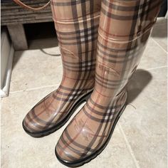 Burberry Rain Boots In Near Perfect Condition. Just Needs A Little Cleaning And They’re Brand New. Worn Maybe 4 Times If That. They Go To Below The Knee And Are Very Comfortable. Women’s Size 7. Do Not Have Og Box. Just The Boots Burberry Boots Outfit, Burberry Rain Boots Outfit, Rain Boot Outfit, Burberry Boots, Burberry Rain Boots, Plaid Shoes, Burberry Plaid, Burberry Shoes, Boots Outfit