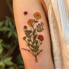 Wildflower Tattoo Blueprint Kit Wild Flowers Tattoo, Small Colorful Tattoos, Bouquet Tattoo, Wildflower Tattoo, Wildflower Design, Petite Tattoos, Tattoo Henna, Flowers Tattoo, Book Tattoo