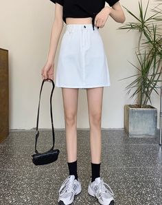 White Denim Mini Skirt | Danielle - NewJeans M White Denim Mini Skirt, Kpop Dress, Danielle Newjeans, Fashion Chingu, Pleated Drapes, Plaid Pleated Skirt, Orange Plaid, Black Quilt, Pleated Mini Skirt