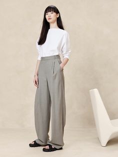 Siena Wide-Leg Italian Wool Pant | Banana Republic Scandi Fashion, Big Pants, Gaucho Pants, European Summer Outfits, Petite Shorts, Wool Pants, Beachwear For Women, Bottom Clothes, Siena