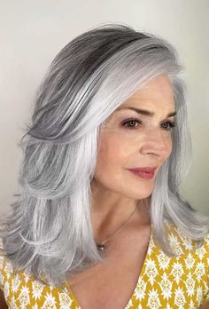 Marble Gray Wigs 100% Real Human Hair for Caucasian Women Gray Hair With White Money Piece, Silver Grey Money Piece Hair, Long Silver Hair Older Women, Grey Money Piece Hair, Gray Transition, Long Hair Older Women, Gray Wigs, Kelly Carlson, Grooms Mom