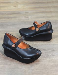 Women Shoes Main Material:CowhideHeel Type: WedgeUpper Material:Cow LeatherHeel Height: High (7.5cm)Closure Type:Buckle Size:35-40 Click:Shoes size Chart Size Length Cm Inch 35 22.50 8.86'' 36 23.00 9.06'' 37 23.50 9.25'' 38 24.00 9.45'' 39 24.50 9.65'' 40 25.00 9.84'' Elegant Wedge Boots With Platform And Round Toe, Leather Mary Jane Wedge Heels, Wedge Sandals With 4-inch Heel And Round Toe, Mary Jane Leather Wedge Heels, Leather Slip-on Wedge Heels, Leather Sole Wedge Sandals With Round Toe, Medium Width, Leather Wedge Heel Slip-on Clogs, Brown Leather-lined Wedge Heel Sandals, Leather Wedge Sandals With 4-inch Heel, Open Toe