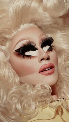 Blister In The Sun, Rupaul Drag Queen, Trixie Mattel, Trixie And Katya, Queen Art