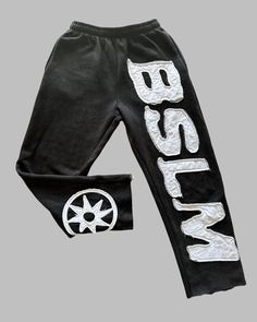 400 GSM 100% Heavyweight cotton Embroidered patched logos Distressed cotton laces Faded stone wash Wide leg openings Sweatpants Design Ideas, Sweatpants Winter Outfit, Clothing Brand Ideas, Black Men Outfits, Sweats Streetwear, Cool Sweatpants, Embroidered Sweatpants, Graphic Jeans, Graphic Joggers