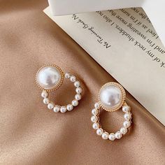 Mabe Pearl, Fashion Themes, Drop Design, Wedding Party Jewelry, Women Earrings, Jewelry Model, Party Festival, Festival Wedding, Simple White