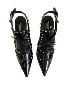 Punk Pointed Toe Studded Heels, Punk Pointed Toe Heels With Studs, Punk Heels With Studs And Pointed Toe, Edgy Lace-up Patent Leather Heels, Punk Style Leather Heels For Formal Occasions, Edgy Leather Heels With Spikes, Edgy Leather Spiked Heels, Edgy Looks, Black Leather Pumps