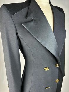 Versace Classic V2 Evening Tuxedo Coat - Italy Circa 2000 For Sale at 1stDibs Tuxedo Coat, Evening Coat, Dinner Jacket, Versace, Grain, Italy, For Sale, Clothes, Black