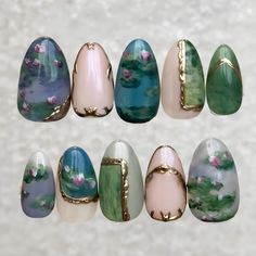 Water Lilies Classy Unique Nails, Water Lily Nails, Lily Pad Nails, Monet Nails Art, Hozier Nails, Claude Monet Nails, Japanese Gel Nail Designs, Monet Nails, Ceramic Nails