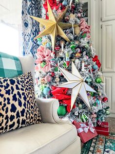 a decorated christmas tree in a living room