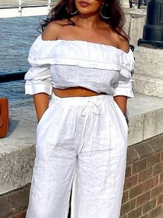 White Off-shoulder Summer Top For Vacation, Solid Casual Off-shoulder Top For Spring, Elegant Solid Off-shoulder Summer Top, Casual Off-shoulder Top For Summer, Casual Off-shoulder Top For Beach, Chic White Off-shoulder Top For Summer, Chic Off-shoulder Top For Vacation, Elegant Summer Off-shoulder Top For Day Out, Elegant Off-shoulder Top For Summer Day Out