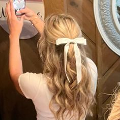 #bow #bowhairclips #coquette #lanadelrey #brandygirl #updo #hairstyles Bow Hairstyle, Updo Hairstyles, Bow Hair Clips, Lana Del Rey, Wedding Guest, Hairstyles, Hair Styles