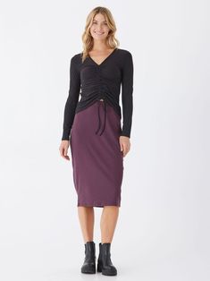 Experience ultimate comfort and style with the Marla Luxe Rib Midi Skirt! Made with stretchy fabric and an elastic band, this skirt provides a flattering fit and can be worn for any occasion with its versatile midi length. Stretch Gathered Midi Length Skirt, Stretch Midi Length Gathered Skirt, Ruched Skirt For Fall, Fall Stretch Ruched Skirt, Stretch Gathered Midi Skirt, Fall Stretch Maxi Skirt With Gathered Details, Versatile Relaxed Maxi Skirt For Fall, Versatile Relaxed Fit Maxi Skirt For Fall, Comfortable Versatile Midi Skirt