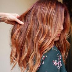 Red Hair Color Shades, Highlights Ideas, Perfect Hair Color, Color Highlights, Ginger Hair Color, Hair Color Auburn, Strawberry Blonde Hair, Hair Color Shades, Medium Hairstyles