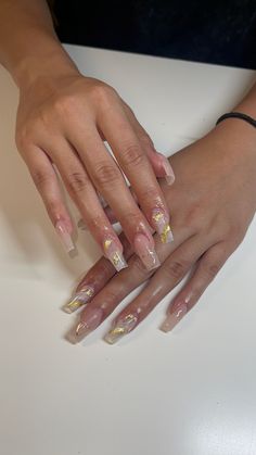 Gold Flake Nails Square, Nail Inspo With Gold Flakes, Gold Flake Nails French Tip, Clear Foil Nails, Clear Gold Flake Nails, French Nails With Gold Flakes, Clear Acrylic Nails With Gold Flakes, French Tip Acrylic Nails With Gold, Nails Acrylic Gold Flakes