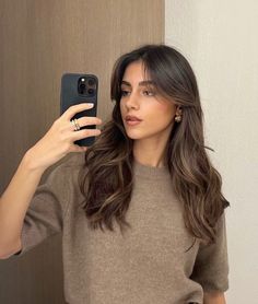 Hair For Tan Skin Tone Brown Eyes, Hair Inspo Summer 2024, Brown Hair With Highlights Curtain Bangs, Brunette Hair For Pale Skin, Rambut Brunette, Brown Hair Looks, Hair Inspiration Long, Brown Hair Balayage