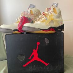 Brand New Off-White X Air Jordan 5s. In Original Box. Size 12 Men. Jordan 5 Off White Outfit Men, Air Jordan Chicago Off White, Air Jordan 5 Off White, Jordan 5 Off White Muslin, Jordan 5 Retro Gore-tex Off-noir, Nike Kobe Bryant, Black And White Trainers, Jordan Off White, Nike Air Max 2090