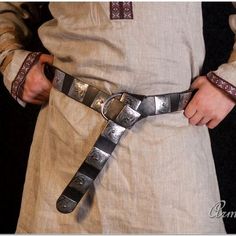 MEDIEVAL ARMOR BELT WITH ETCHED STEEL ACCENTS Armor Belt, Medieval Costume, Knight Armor, Medieval Armor, Black Leather Belt, Leather Belt, Etching, Mens Bracelet, Brown Leather