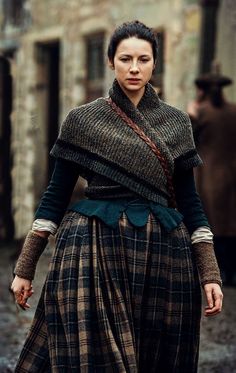 Outlander Clothing, Outlander Patterns, Outlander Knitting Patterns, Outlander Style, Outlander Knitting, Outlander Costumes, Outlander Claire, Outlander Season 2, Claire Fraser