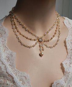 This Naszyjniki ślubne item by mylittlebride has 1012 favorites from Etsy shoppers. Ships from Izrael. Listed on 19 gru 2022 Victorian Bridal Necklace, Vintage Bridal Necklace, قلادات متدلية, Bridal Jewelry Vintage, Pearl Necklace Wedding, Necklace Swarovski, Art Deco Necklace, Victorian Jewelry, Cool Stuff