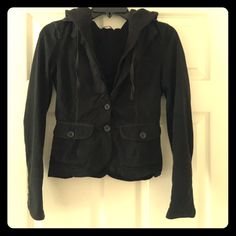 Soft And Sexy Black Fitted Jacket. Gently Used. Black Stretch Blazer For Winter, Casual Fitted Black Blazer, Fitted Black Cotton Blazer, Casual Fitted Blazer For Night Out, Fitted Jacket, Small Women, Brown Jacket, Workout Jacket, Suit Jackets