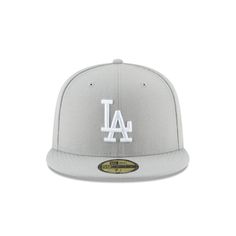 Sport meets fashion. The Los Angeles Dodgers Basic 59FIFTY Fitted Cap features an embroidered Dodgers logo at the front panels with the MLB Batterman logo at the rear and a gray undervisor. Chicago Cubs World Series, Sports Meet, New Era Fitted, Oakland Athletics, Fitted Caps, Philadelphia Phillies, Los Angeles Dodgers, Fitted Hat, Chicago White Sox