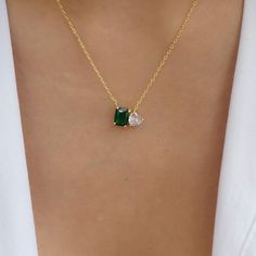 Emerald Crystal Pendant Necklace – Love Stylize Minimal Diamond Pendant, Emerald Necklace Simple, Emerald Diamond Necklace, Heart Cross Necklace, Everyday Jewellery, Emerald Crystal, Necklace Love, Crystal Pendant Necklace, Daily Jewelry