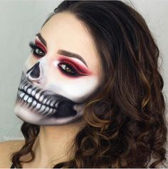 Halloween Maquillaje, Skeleton Parts, Halloweenský Makeup, Halloween Make-up Looks, Skeleton Makeup, Halloween Tutorial, Sugar Skull Makeup, Halloween Makeup Scary, Halloween Makeup Inspiration