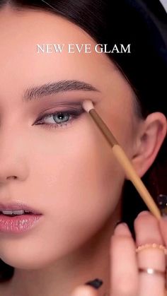 Glam Tutorial, Soft Eye Makeup, Beginners Eye Makeup, Eye Makeup Techniques, Beauty Makeup Tutorial, Makeup Tutorial Eyeliner, Chic Makeup, Eye Makeup Pictures