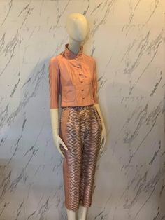 Formal Ootd, Thai Modern, Pant Top, Modern Wear, Fashion Dresses Formal, Thai Clothes, Silk Design, Brand Pattern