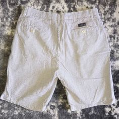 Bnwot! Nautica: White & Grey Seersucker Shorts. Perfect Condition! No Stains, Pulls, Or Snags! Size 33. Smoke Free And Pet Free Home. White Seersucker Summer Bottoms, White Seersucker Summer Shorts, Casual White Seersucker Shorts, Striped Seersucker Summer Bottoms, Striped Seersucker Bottoms For Summer, Summer Striped Seersucker Bottoms, White Seersucker Bottoms For Beach, Preppy Cotton Bottoms For Vacation, Preppy Cotton Vacation Bottoms