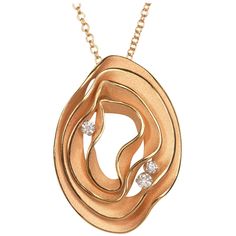 From Annamaria Cammilli's Dune Electa collection, pendant necklace handcrafted in 18 karat Champagne Pink gold. Four layers of polished and satin textured gold, with three diamonds nested between layers. Diamond total weight is 0.16 carat. Pendant dimensions are 33 millimetres tall, 23 millimetres wide and 3 millimetres deep. Chain is 18 karat orange gold with lobster claw, measures 17.5" (44 cm) and can also be worn at 16.5" (41 cm). Sculpted in Florence, Italy, the Annamaria Cammilli brand is Annamaria Cammilli, Champagne Pink, Color Dorado, Florence Italy, Jewellery Design, Drop Necklace, Gold Texture, Orange Gold, Pink Gold