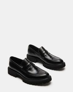 RONEN Black Leather Lug Sole Loafer | Men's Loafers – Steve Madden Black Penny Loafers, Black Loafers Men, Christmas Fits, Classy Outfits Men, Steve Madden Store, Apparel Merchandising, Men's Loafers, Black Loafers, Outfits Men