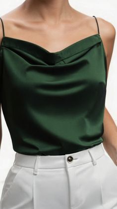 Discover the latest ladies blouse designs for 2023 From simple and elegant to old long sleeve blouses sleeveless shirts and the latest handwork patterns we have it all Stay trendy with the latest back and healthy side detailing including the newest front designs