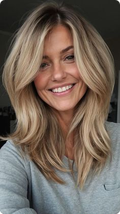 Blond Medium Length Hair With Layers, Long Mom Haircut, Layers Thick Hair, Low Maintenance Hairstyles, Mid Length Blonde Hair, Mom Haircut, Bob Ideas, Mom Haircuts, Mom Hair