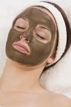 - REFRIGERATION REQUIRED -THIS PRODUCT WILL SHIP IN AN INSULATED COOLER BOX WITH ICE PACKS. GLACIAL MINERAL MUD (Purifying) 2 oz.Is a deep pore cleansing treatment that minimizes the size of the pores, blemishes, and pimples associated with acneic skin. We use the finest imported Canadian Mineral Mud. This spa quality mud masque now makes it possible to give yourself a facial at home. GLACIAL MINERAL MUD is designed to deeply cleanse the pores. This masque draws out excess oil, debris and toxins Chocolate Facial, Chocolate Face Mask, Facial Recipe, Homemade Facial, Multani Mitti, Homemade Facial Mask, Tips For Oily Skin, Tumeric Face Mask, Homemade Facials