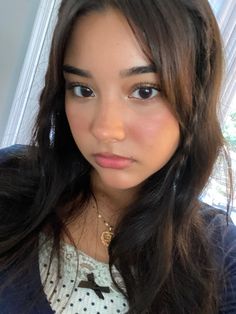 Cute Makeup Natural Aesthetic, Coquette Makeup Natural, Kawaii Makeup Natural, Light Blush Makeup, Natural Makeup Beginners, Tan Skin Makeup Natural, Igari Makeup On Tan Skin, Makeup Looks Doe Eyes, Monopod Eye Makeup