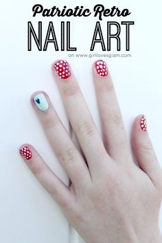 Retro Patriotic Nail Art