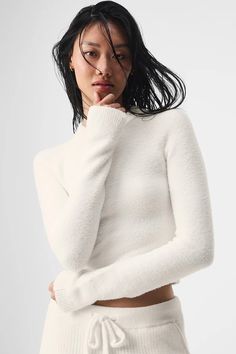 Snuggle Up Sweater Long Sleeve - Ivory | Alo Yoga Alo Yoga Sweater For Fall Loungewear, Alo Yoga Fall Sweater For Loungewear, Cozy Cropped Sweater With Ribbed Cuffs, Alo Yoga Cropped Tops For Fall, Alo Yoga Long Sleeve Loungewear Sweater, White Winter Tops For Lounging, Cozy Cropped Top For Loungewear, Cozy Winter White Tops For Loungewear, Cozy Cropped Loungewear Top