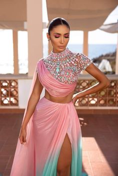 Wedding Guests Dresses, Indian Dresses Traditional, Traditional Indian Outfits, Haute Couture Dresses, Stylish Party Dresses, Evening Dress Fashion, Dresses 2023