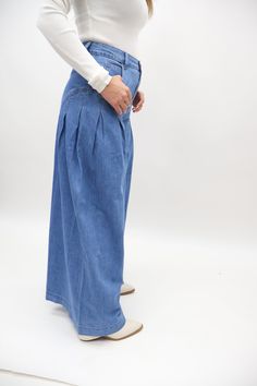 belt loops wide leg pockets side pleats Utility Wide-leg Pants With Belt Loops, Denim Wide-leg Bottoms With Side Pockets, Wide-leg Denim Pants With Belt Loops, Wide-leg Cotton Jeans With Belt Loops, Non-stretch Denim Wide Leg Pants With Pockets, Wide Leg, Pants