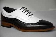 Spectator Shoes, Brogues Men, Good Year, Shoes Outfit, Leather Oxford Shoes, Formal Shoes For Men, Leather Shoes Men, Black & White, Mens Fashion Trends