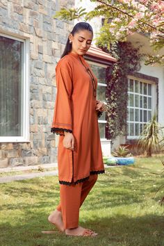 Brand: La RosaaProduct Code: LRB24-04 LeaCollection: La Rosaa Basics Spring Summer Ready to Wear CollectionFabric: Lawn DESIGN DETAILS: Type: 2 piece Cut: Basic Dupatta: Seperate Add On Trouser: Cambric straight trouser included SIZE & FIT Model Height: 5.4 ft Model is Wearing: Small DISCLAIMER:* Lining, Laces, and Tassels are not included in unstitched variants.* Embellishment items in stitched outfits are subject to market availability.* The actual colors of the outfit may vary from the colors Lawn Design, Basic Wear, Straight Trousers, Extra Fabric, Fabric Stores Online, Summer Ready, Jacquard Fabric, Designer Suits, Fabric Store