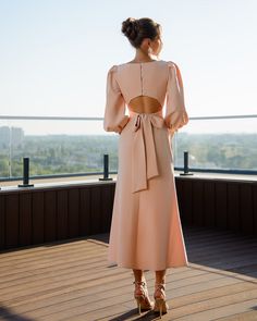 Backless Puff Sleeve Midi Dress – One Million Baby Party Dress Casual, Long Dress Elegant, Long Dresses Elegant, Puff Sleeve Midi Dress, Dresses Classy, Sleeve Midi Dress, Dress Midi, Women Sleeve, Long Sleeve Maxi