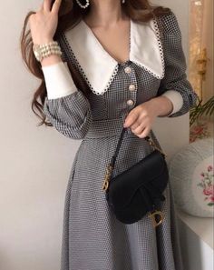 Gaun Fashion, Woman Dresses, Elegant Dresses Classy, Puff Long Sleeves, Elegant Dresses For Women, Fashion Design Clothes, Office Lady, Sleeves (women), Slim Waist