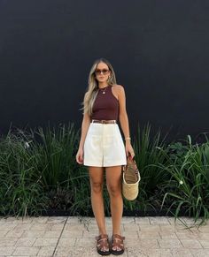 Elegantes Outfit Damen, Chique Outfit, Summer Holiday Outfits, Simple Summer Outfits, Europe Outfits, Italy Outfits, Office Outfits Women, Mode Inspo, Looks Chic